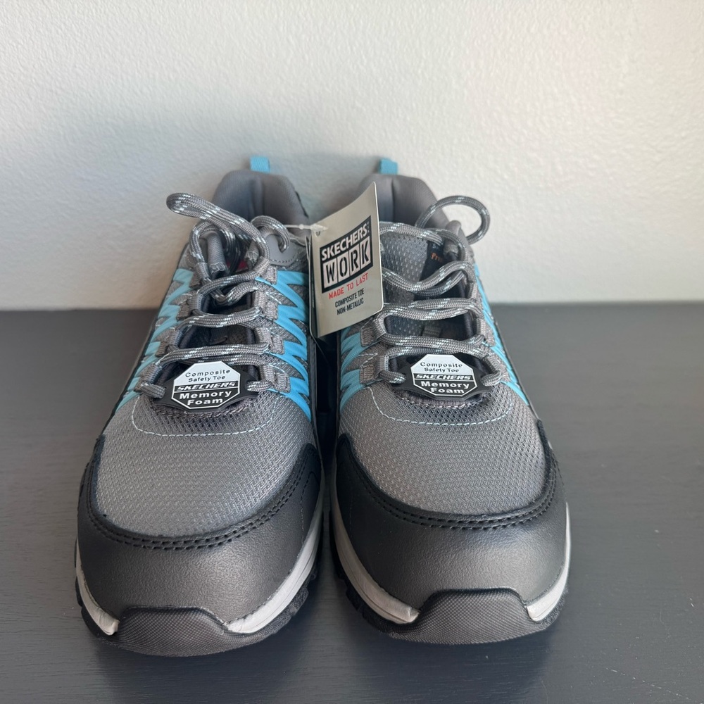 Sketchers Slip Resistant Work Shoes - Picture 2 of 4
